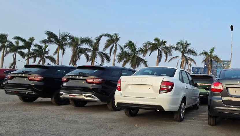 Loạt xe Lada 'siêu lướt' xuất hiện tại Việt Nam, giá từ 310 triệu đồng có gì đáng chú ý?
