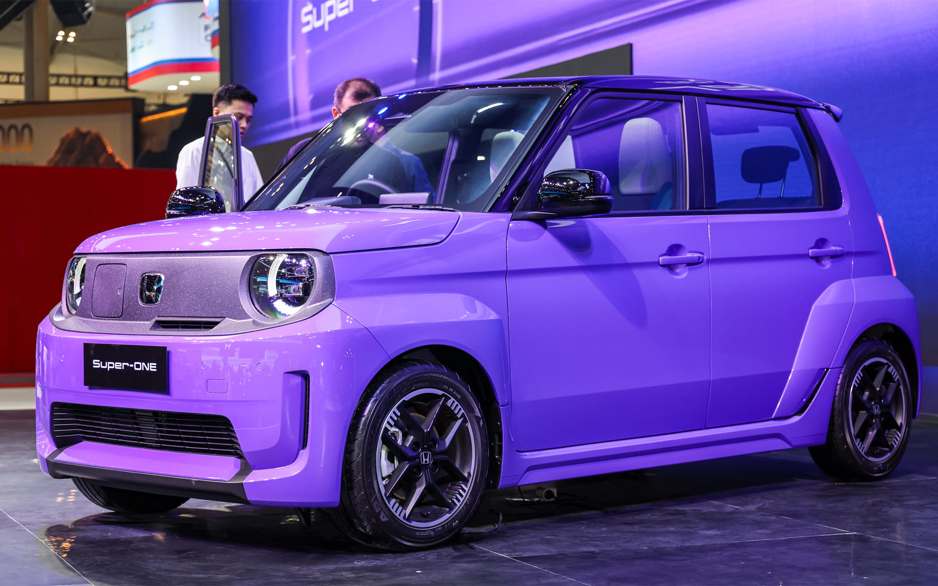 Car360 cover
