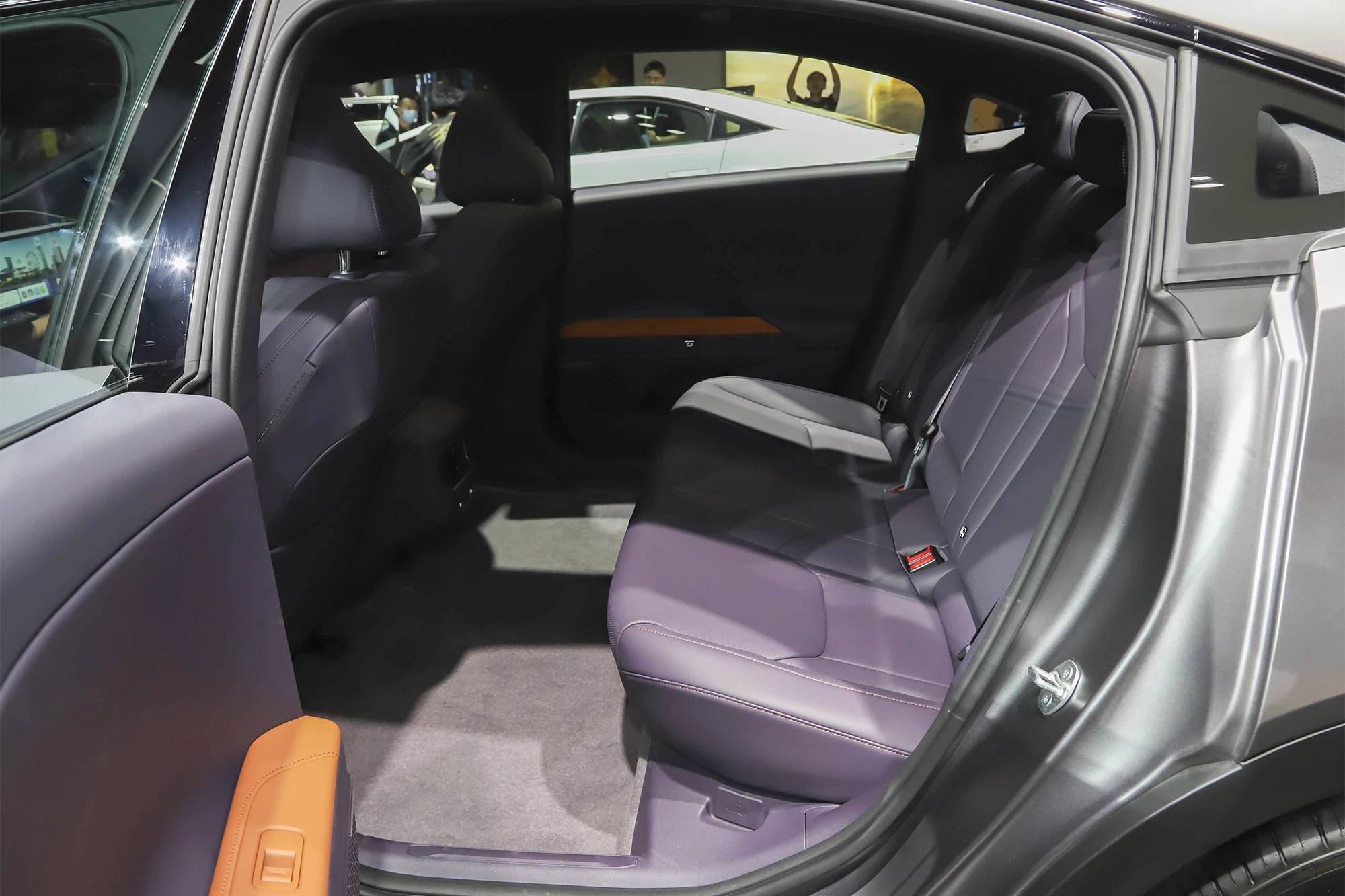 Hyundai-Ioniq-V-2027-14-1883-1-4584-4895-1787632478