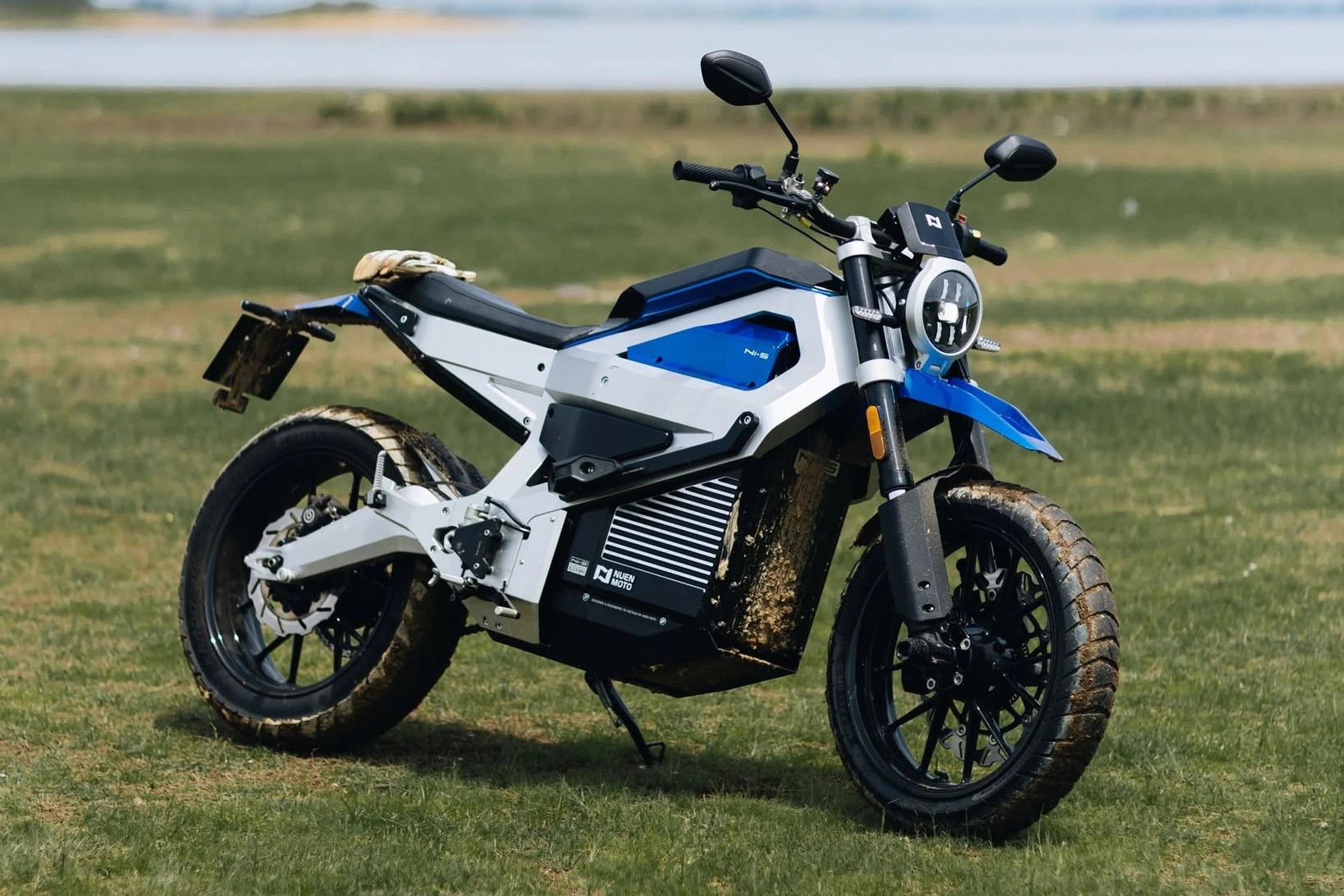 Nuen Moto - Car360 - 18820252 Nuen Moto - Car360 - 18820252
