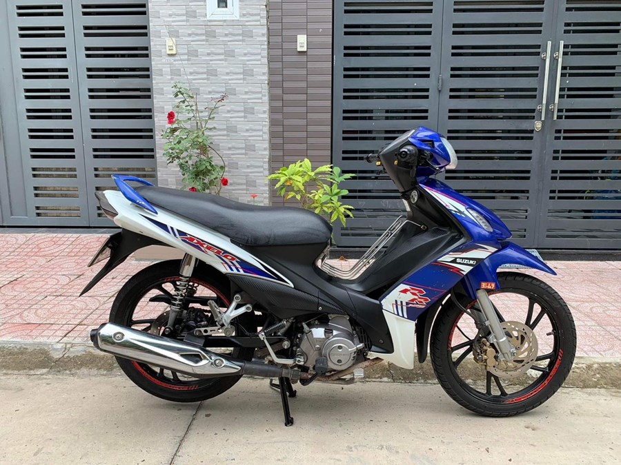Suzuki E10 - Car360 -1620262