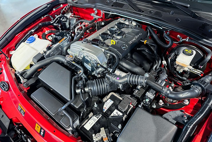 mx5--3--1765905710-911-width740height495 mx5--3--1765905710-911-width740height495