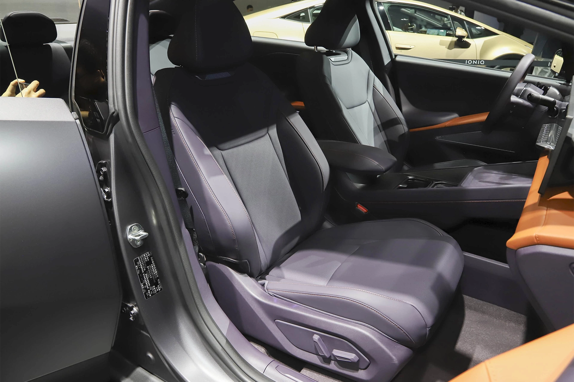 Hyundai-Ioniq-V-2027-13-7996-1-1469-4972-1787632477