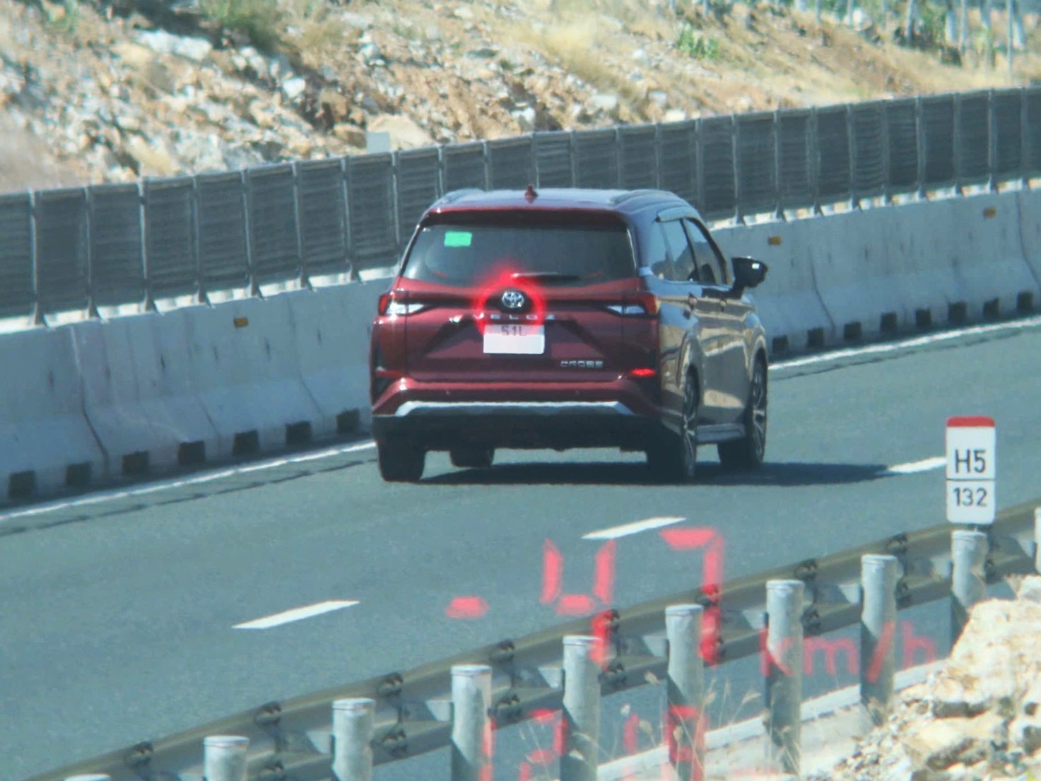 BamTraiLan - Car360 - 30720254 BamTraiLan - Car360 - 30720254