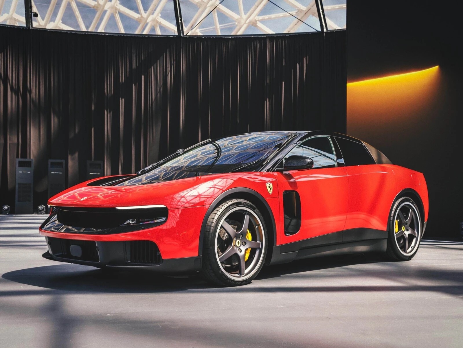 Ferrari - Car360 - 4820252 Ferrari - Car360 - 4820252