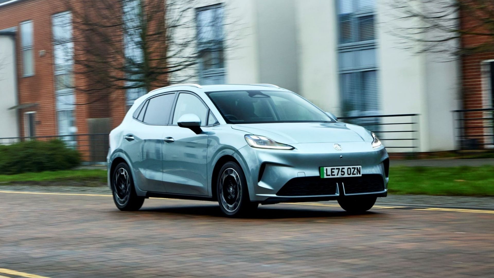 MG - Car360 - 12820252