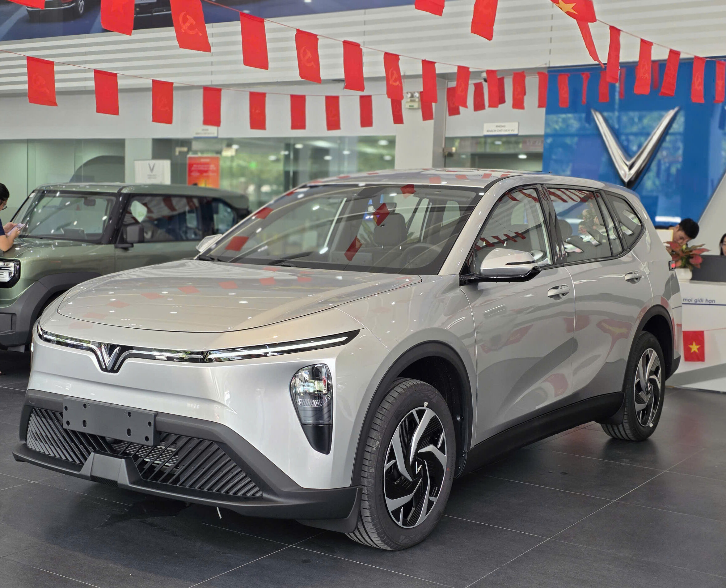 ThiTruongXeDien - Car360 - 12620262