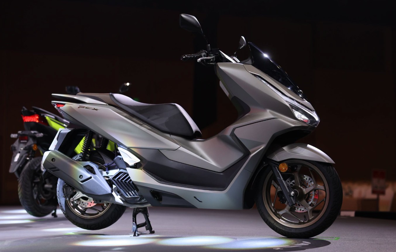 Honda PCX160 -6
